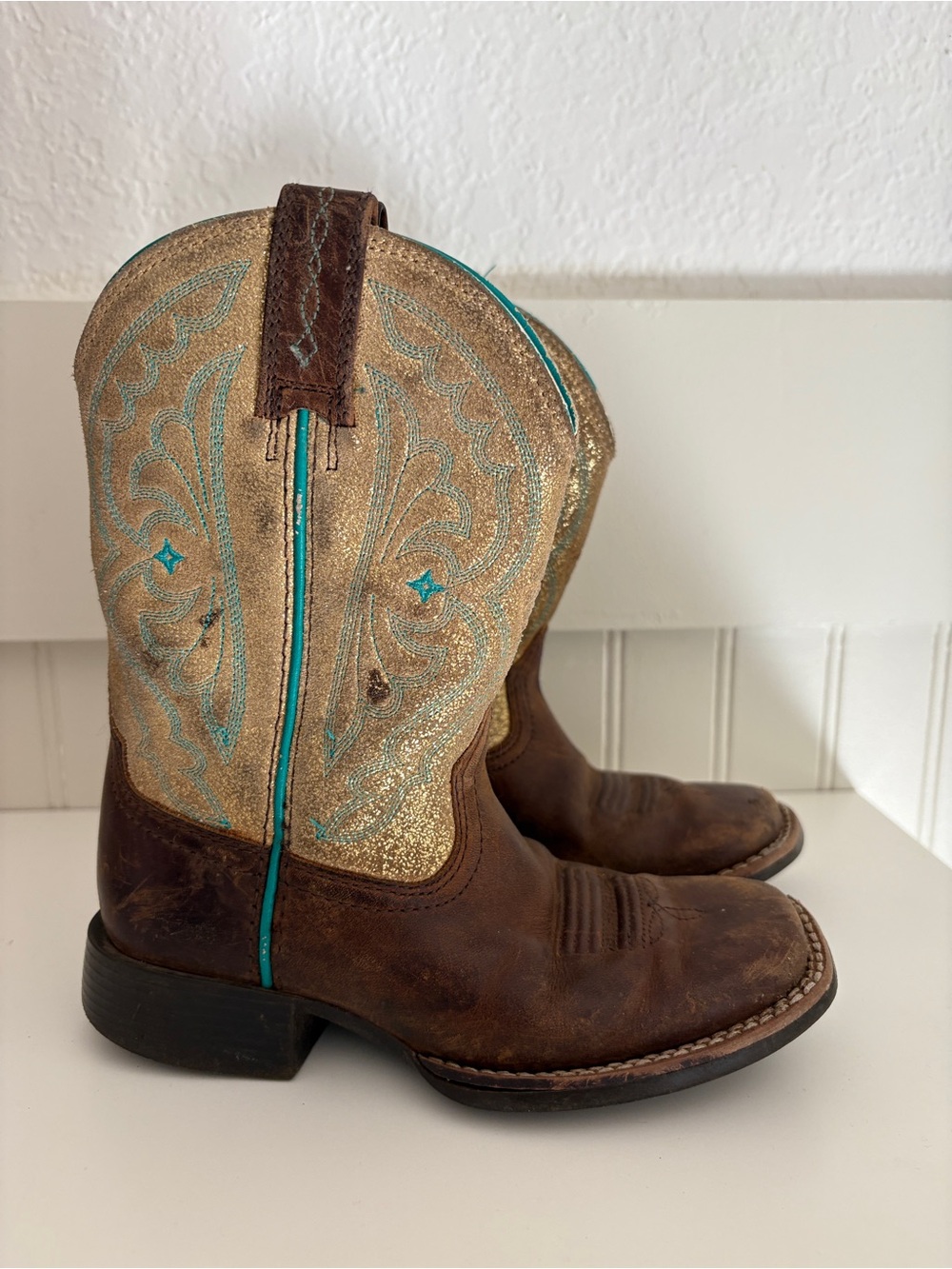 Ariat Kids Brown & Gold Western Leather Cowboy Boots with Turquoise Stitching
